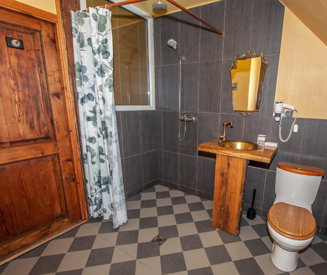 Hotel Balta Maja Pilsrundāle Esterno foto