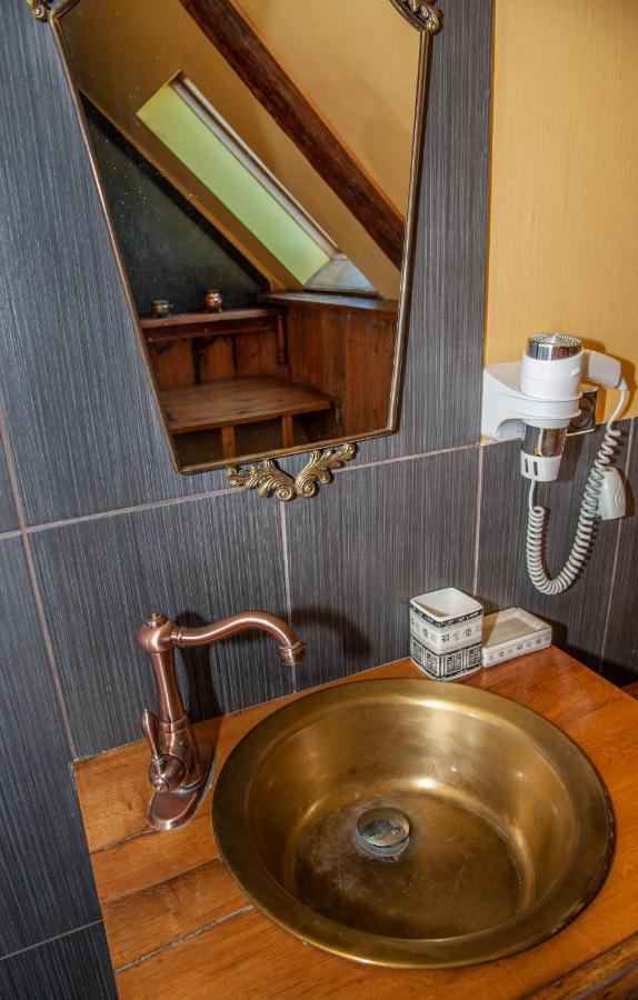 Hotel Balta Maja Pilsrundāle Esterno foto